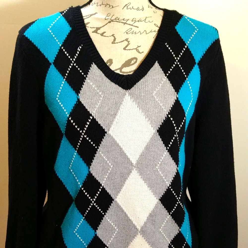 Izod Black Gray Blue Argyle Sweater